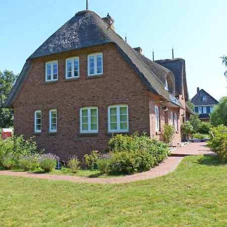 Friesenhaushaelfte Backbord * 内伯尔